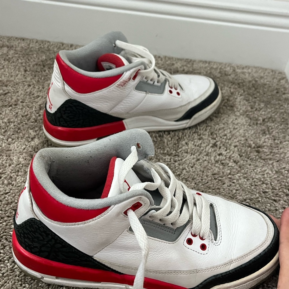 NIKE AIR JORDAN 3 FIRE RED CEMENT GREY RETRO III Size 7Y CHICAGO BULLS Excell